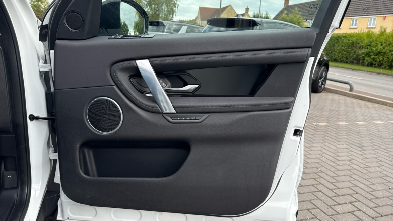 Land Rover Discovery Sport 2.0 D165 SE 5dr Auto Diesel Station Wagon